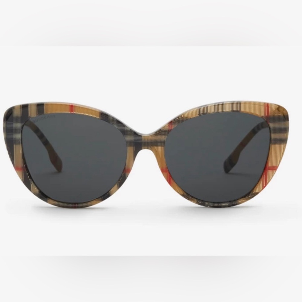‼️SOLD‼️Brand New! Never Used! Burberry Checked Oversized Cat-Eye Sunglasses